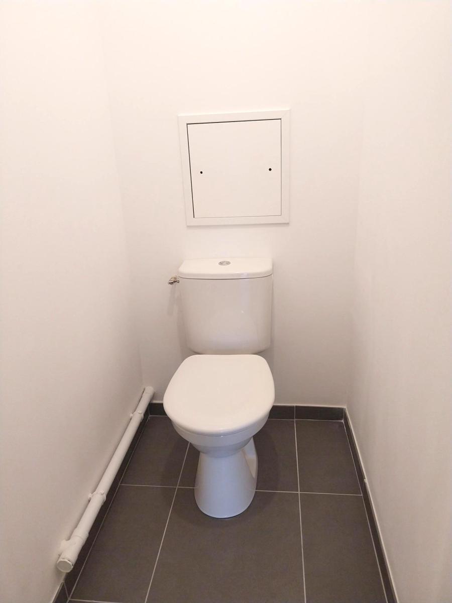 
																																							3 pièces - 
																																						1er étage - 70m² - 856,07 € - Photo #3